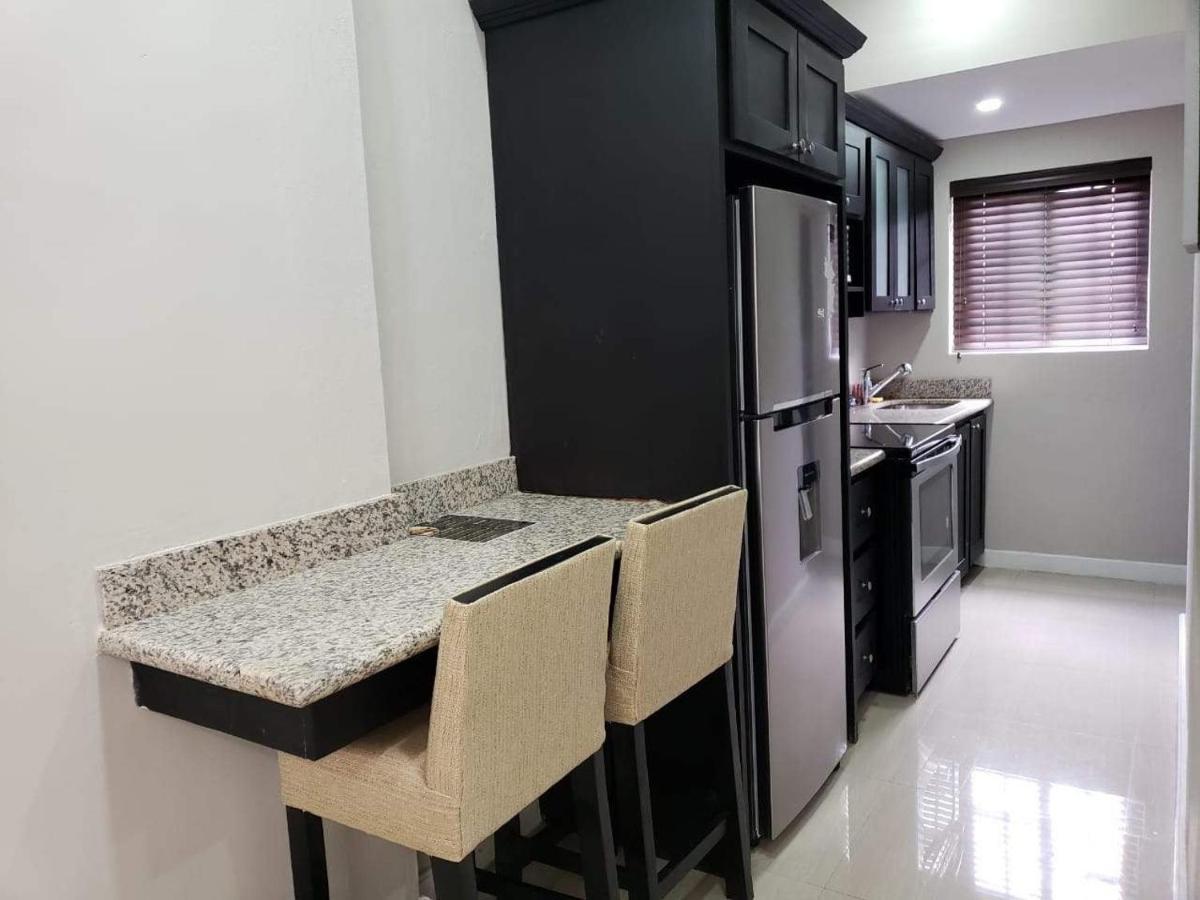 Christar Villas Hotel 킹스톤 외부 사진