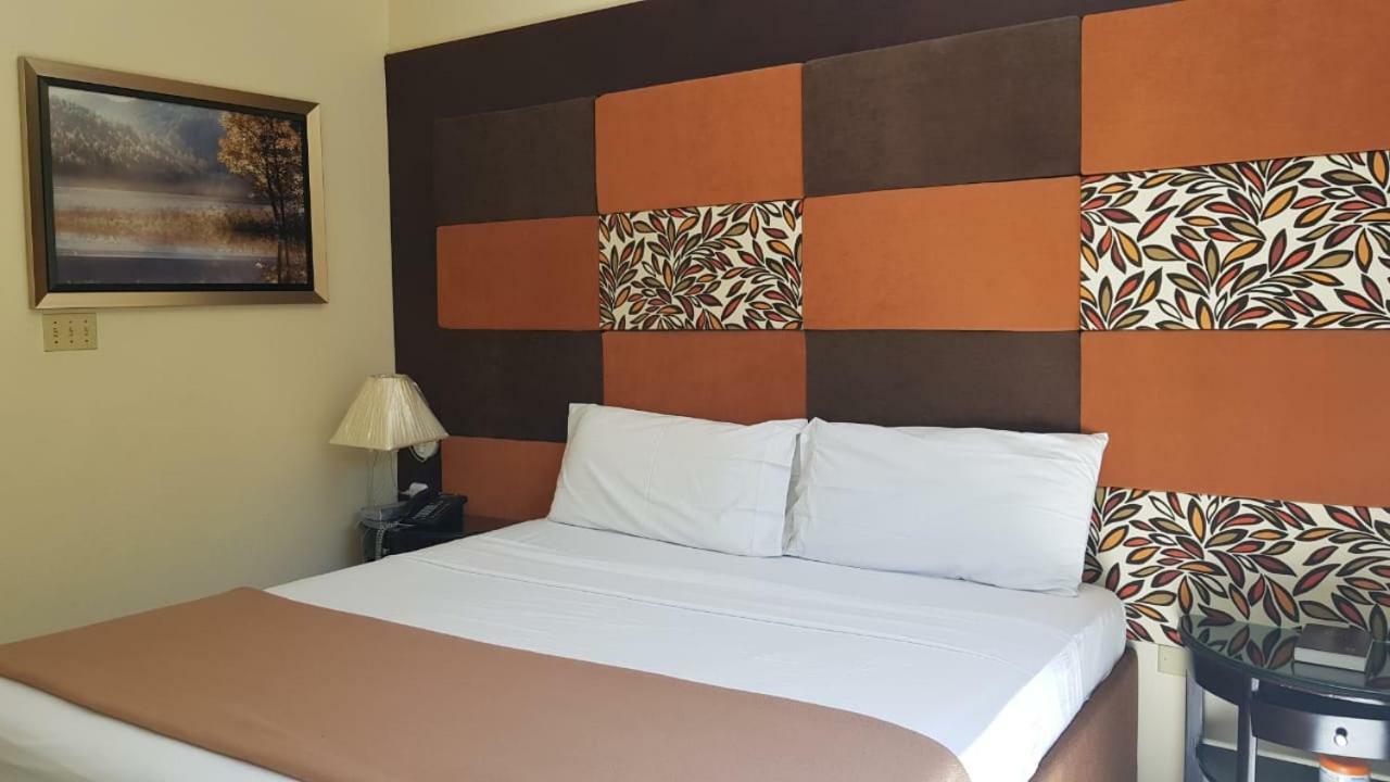 Christar Villas Hotel 킹스톤 외부 사진